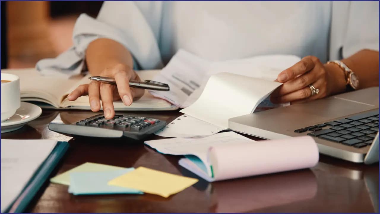 License Renewal in Bahrain: Complete Guide for Business Setup in 2025 5 License Renewal Costs and Fee Structure in Bahrain