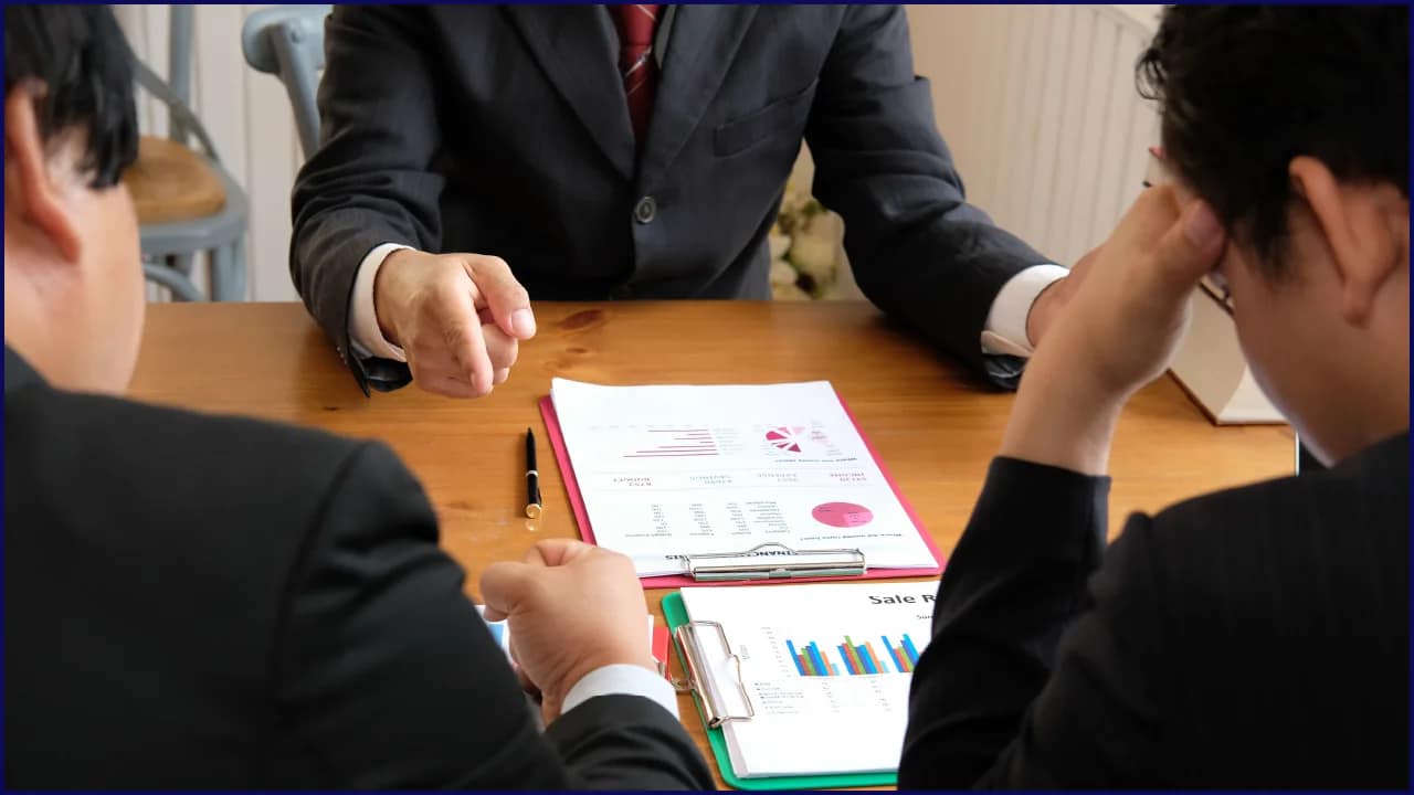 The Guide to Choosing the Best Startup Consultancy Provider in the UAE 4 How to Identify Top Tier Consultants